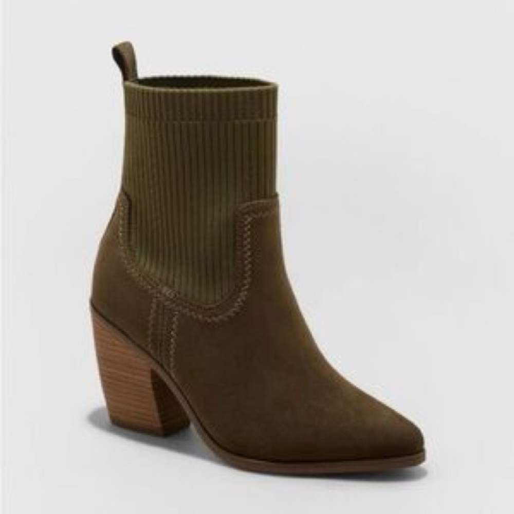 Brown Suede Block Heel Ankle Booties